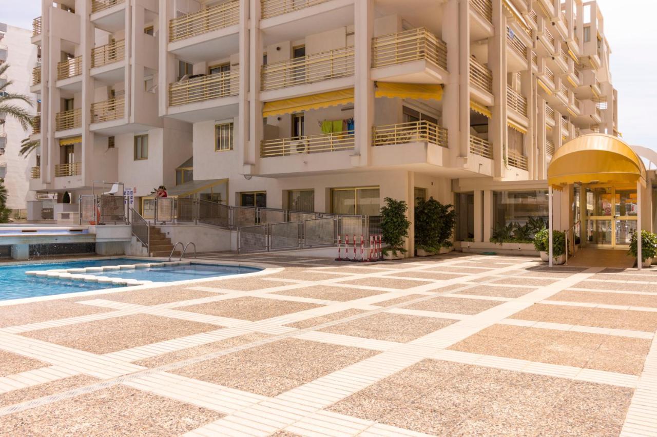 Estudio A 100 Metros De La Playa Салоу Екстериор снимка