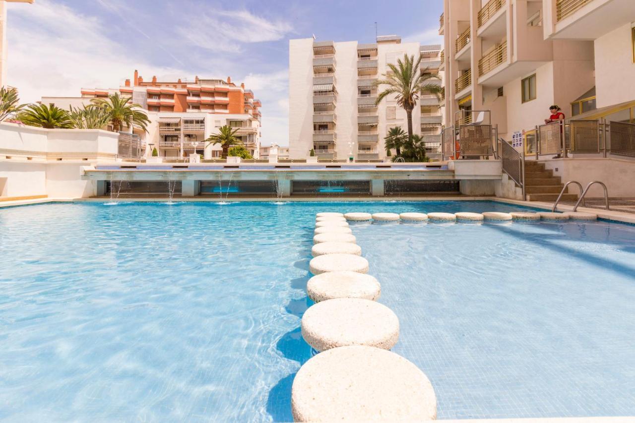 Estudio A 100 Metros De La Playa Салоу Екстериор снимка